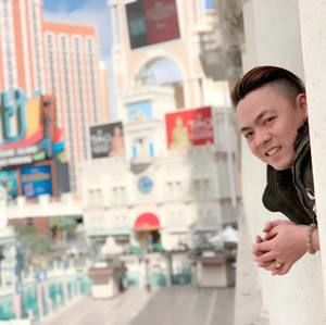 Meet your Posher, Trung